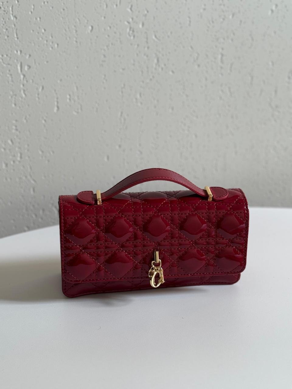 126454-147193-753542567117239